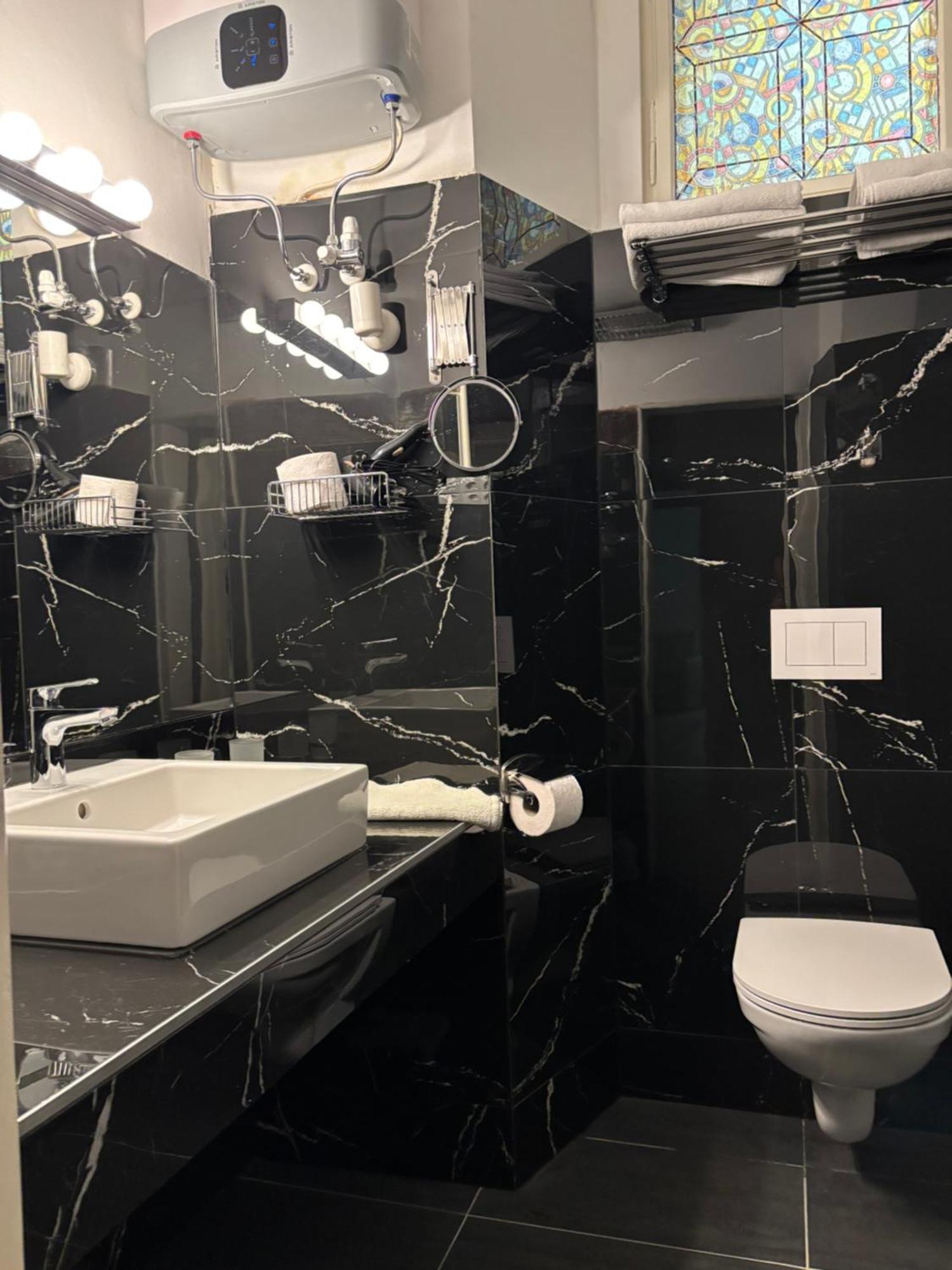 Carlton Suites Vienna Esterno foto