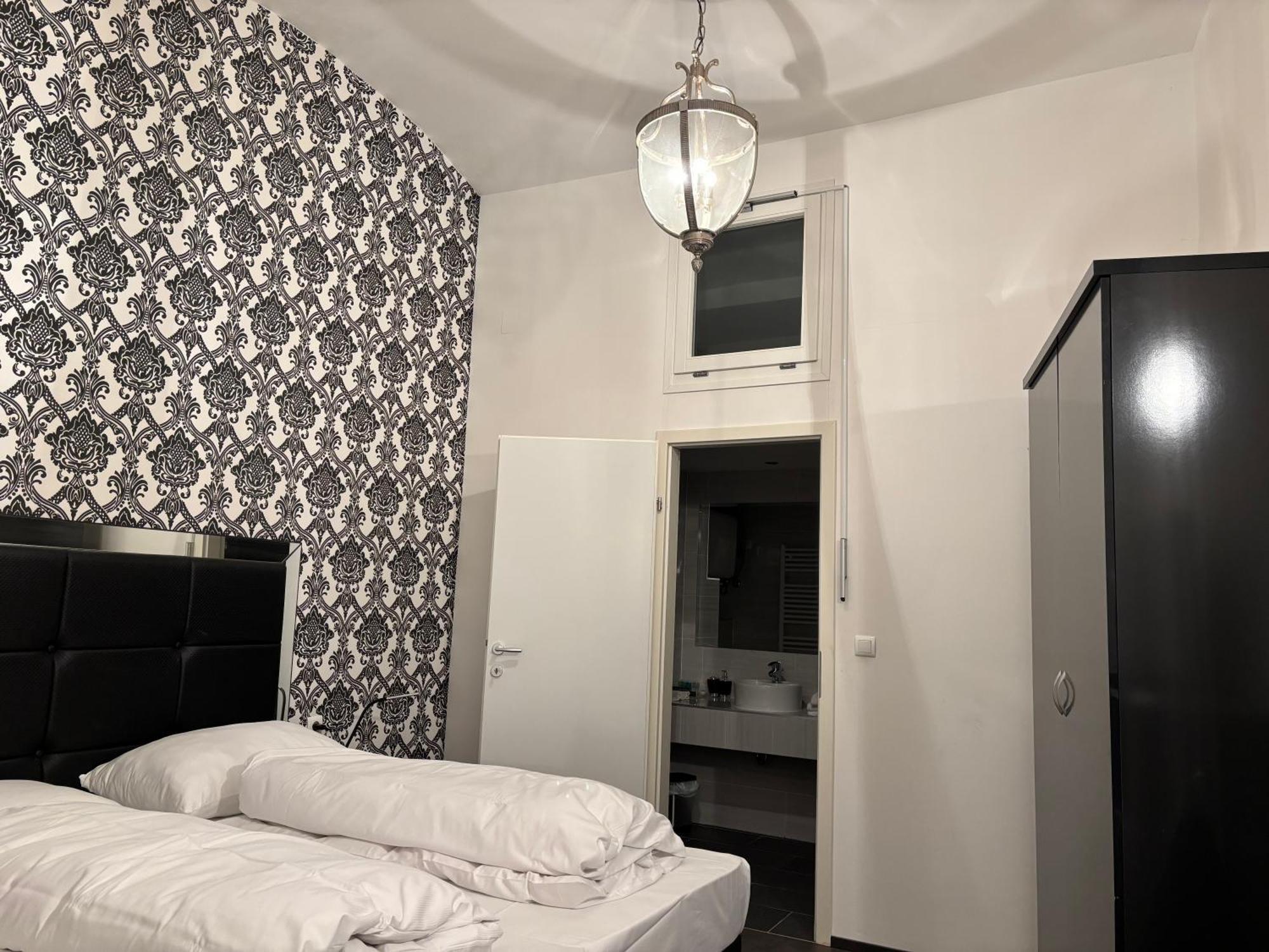 Carlton Suites Vienna Esterno foto