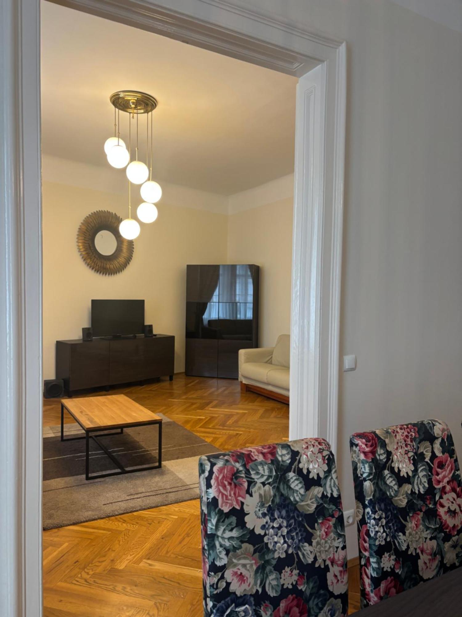 Carlton Suites Vienna Esterno foto